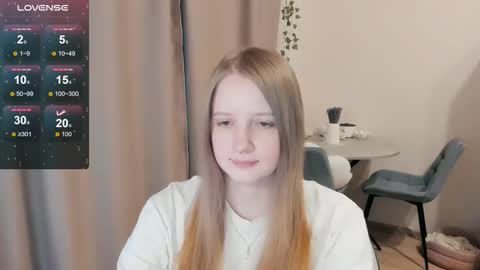 Snapshot of alisha_ley chatting on 11/18/25, 06:07 Alya online show from 11/18/25, 06:07