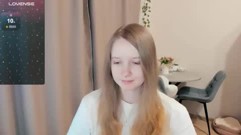 Snapshot of alisha_ley chatting on 11/30/25, 06:50 Alya online show from 11/30/25, 06:50