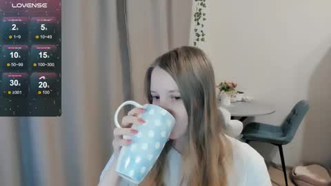 Snapshot of alisha_ley chatting on 11/30/25, 06:56 Alya online show from 11/30/25, 06:56