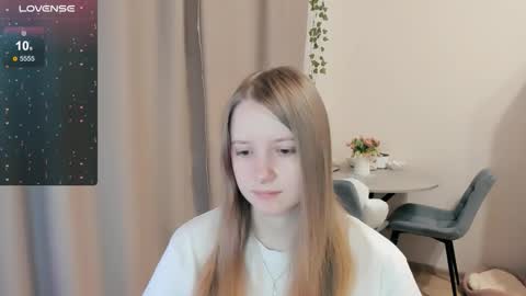 Snapshot of alisha_ley chatting on 12/02/25, 08:30 Alya online show from 12/02/25, 08:30