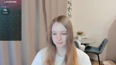 Snapshot of alisha_ley chatting on 12/04/25, 07:50 Alya online show from 12/04/25, 07:50