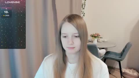 Snapshot of alisha_ley chatting on 01/07/26, 07:22 Alya online show from 01/07/26, 07:22