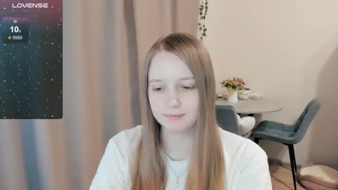 Snapshot of alisha_ley chatting on 01/07/26, 07:27 Alya online show from 01/07/26, 07:27