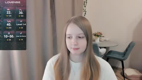 Snapshot of alisha_ley chatting on 01/18/26, 06:06 Alya online show from 01/18/26, 06:06