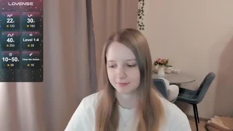 Snapshot of alisha_ley chatting on 02/13/26, 05:42 Alya online show from 02/13/26, 05:42