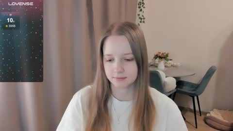 Snapshot of alisha_ley chatting on 02/16/26, 06:37 Alya online show from 02/16/26, 06:37