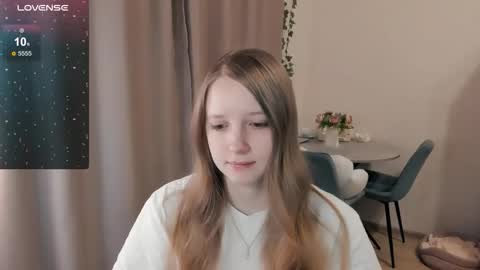 Snapshot of alisha_ley chatting on 03/01/26, 08:16 Alya online show from 03/01/26, 08:16