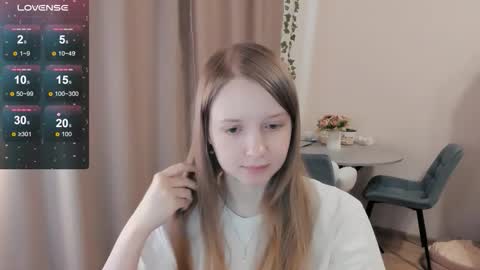 Snapshot of alisha_ley chatting on 03/04/26, 10:10 Alya online show from 03/04/26, 10:10