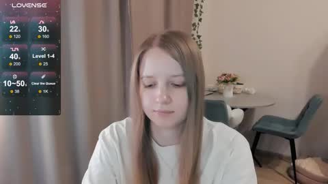 Snapshot of alisha_ley chatting on 03/04/26, 10:16 Alya online show from 03/04/26, 10:16