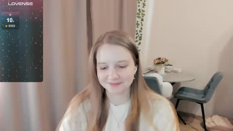 Snapshot of alisha_ley chatting on 03/18/26, 09:56 Alya online show from 03/18/26, 09:56