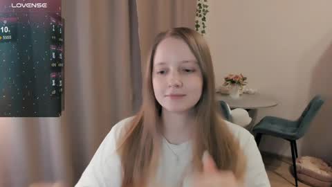 Snapshot of alisha_ley chatting on 04/02/26, 11:35 Alya online show from 04/02/26, 11:35