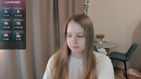 Snapshot of alisha_ley chatting on 04/07/26, 04:18 Alya online show from 04/07/26, 04:18