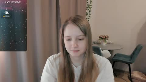 Snapshot of alisha_ley chatting on 04/08/26, 03:56 Alya online show from 04/08/26, 03:56