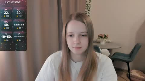 Snapshot of alisha_ley chatting on 04/11/26, 06:56 Alya online show from 04/11/26, 06:56