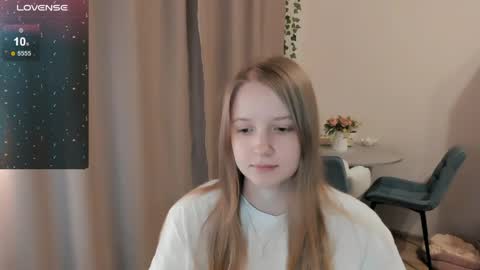 Snapshot of alisha_ley chatting on 05/13/26, 07:55 Alya online show from 05/13/26, 07:55