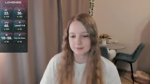 Snapshot of alisha_ley chatting on 05/19/26, 08:48 Alya online show from 05/19/26, 08:48