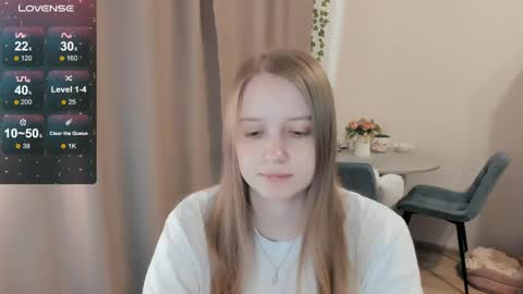 Snapshot of alisha_ley chatting on 05/26/26, 12:34 Alya online show from 05/26/26, 12:34