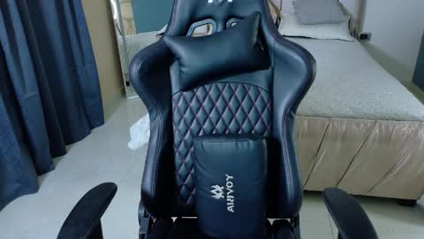 Alisha online show from 04/16/26, 01:45