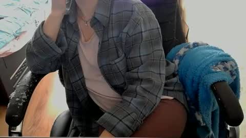 Snapshot of alisia18 chatting on 02/23/26, 11:40 Alisa online show from 02/23/26, 11:40