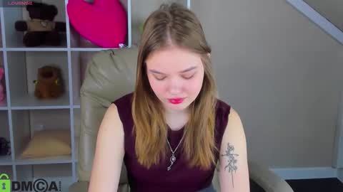 Snapshot of alisia_martin chatting on 02/27/26, 01:16 Alisia online show from 02/27/26, 01:16