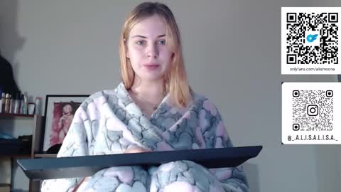 Alisa online show from 12/17/25, 12:22