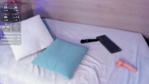 Snapshot of alison222_ chatting on 01/31/25, 01:43 A L I S O N online show from 01/31/25, 01:43