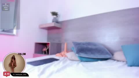Snapshot of alison222_ chatting on 03/06/25, 11:09 A L I S O N online show from 03/06/25, 11:09