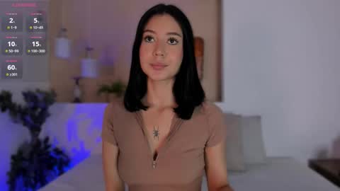 Snapshot of alison222_ chatting on 10/27/25, 07:51 A L I S O N online show from 10/27/25, 07:51