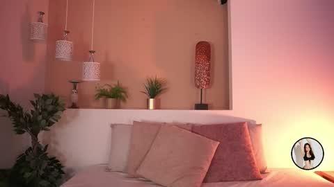 Snapshot of alison222_ chatting on 11/04/25, 08:41 A L I S O N online show from 11/04/25, 08:41