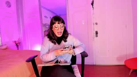 Snapshot of alisonfishert chatting on 10/11/25, 03:06 Alison Fishert online show from 10/11/25, 03:06