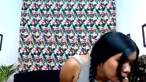 Snapshot of alisonn_hot chatting on 01/09/25, 03:58 ALISSON HOT online show from 01/09/25, 03:58