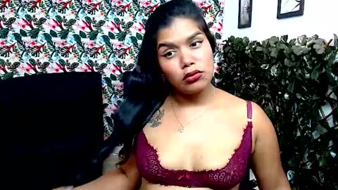 Snapshot of alisonn_hot chatting on 01/14/25, 08:31 ALISSON HOT online show from 01/14/25, 08:31