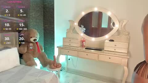 Alison Moon  online show from 10/03/25, 10:51