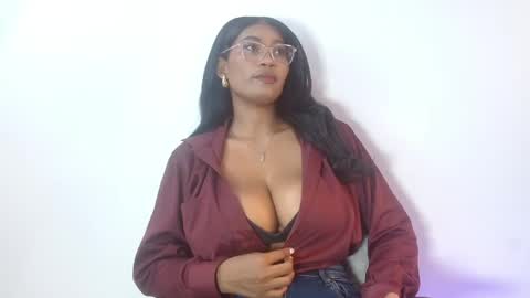 alissa_smith_ online show from 04/28/26, 01:27
