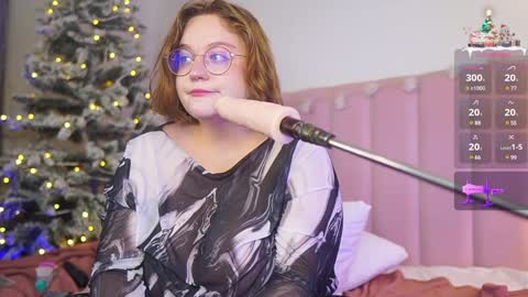 Snapshot of alissa_styles chatting on 01/10/25, 07:32 Alissa online show from 01/10/25, 07:32