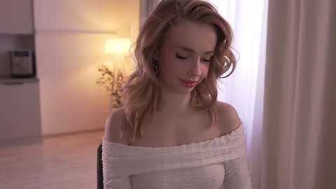 Snapshot of alissa_wxw chatting on 01/19/26, 09:02 Alissa online show from 01/19/26, 09:02