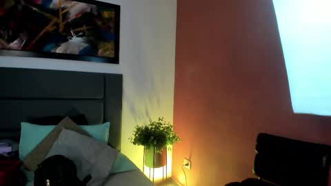 Snapshot of alissanix chatting on 10/12/25, 06:29 AlissaNix online show from 10/12/25, 06:29