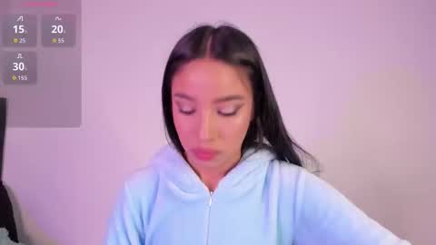 Mara  Isabel online show from 10/19/25, 02:23