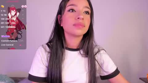 Mara  Isabel online show from 10/22/25, 09:36