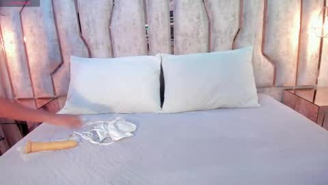 alisse_myers online show from 05/13/26, 03:04