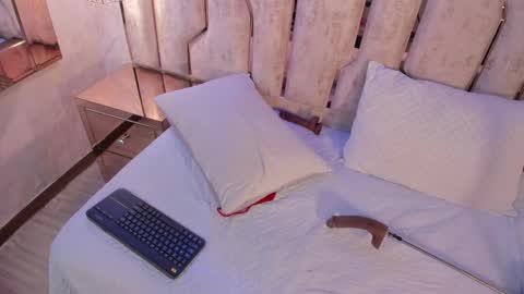alisse_myers online show from 06/04/26, 04:40