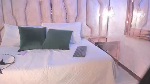 alisse_myers online show from 06/11/26, 03:04