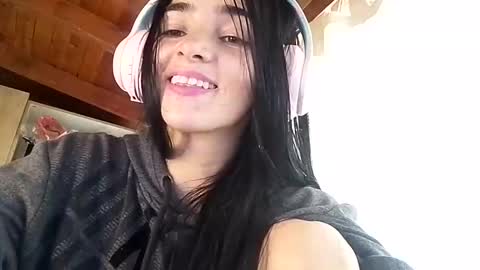 Snapshot of alisson369_ chatting on 02/05/25, 01:54 Alisson369 online show from 02/05/25, 01:54