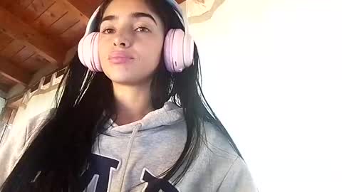 Snapshot of alisson369_ chatting on 02/06/25, 12:48 Alisson369 online show from 02/06/25, 12:48