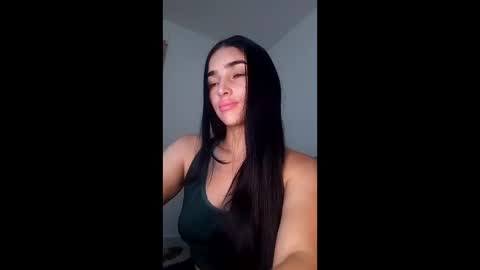 Alisson369  online show from 05/22/26, 07:59