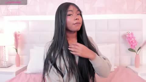 Snapshot of alisson_thompson_ chatting on 03/03/25, 07:28 alisson_thompson_ online show from 03/03/25, 07:28