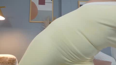 Alisson online show from 10/28/25, 07:49