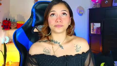 Snapshot of alisson_zafiro chatting on 05/31/26, 03:04 Alisson IG alisson zafiro27 online show from 05/31/26, 03:04
