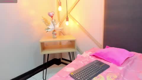 Snapshot of alissonmartin chatting on 02/27/25, 03:05 alissonmartin online show from 02/27/25, 03:05