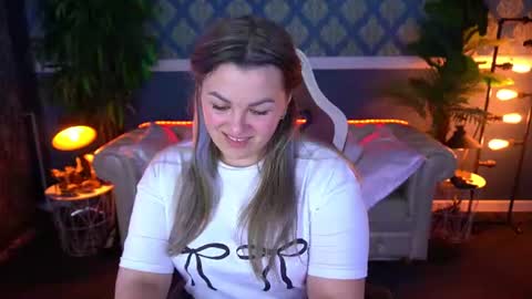 Snapshot of alissyagrayy chatting on 06/19/26, 12:42 alissyagrayy online show from 06/19/26, 12:42